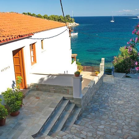 Hotel Ostria Patitírion Esterno foto