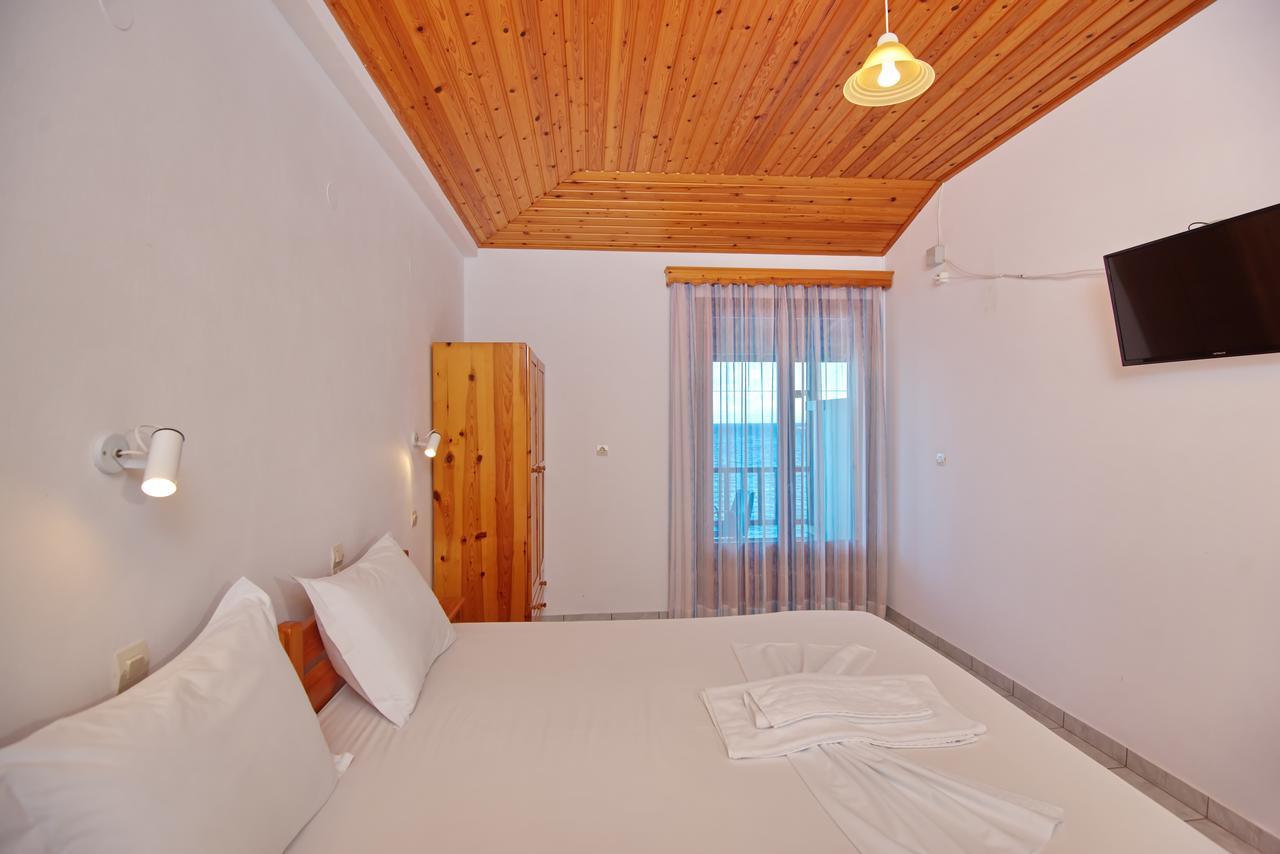 Hotel Ostria Patitírion Esterno foto